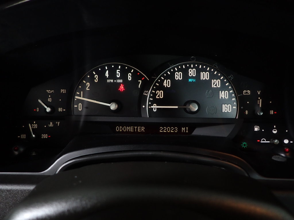 Used 2005 Cadillac XLR RWD image 22