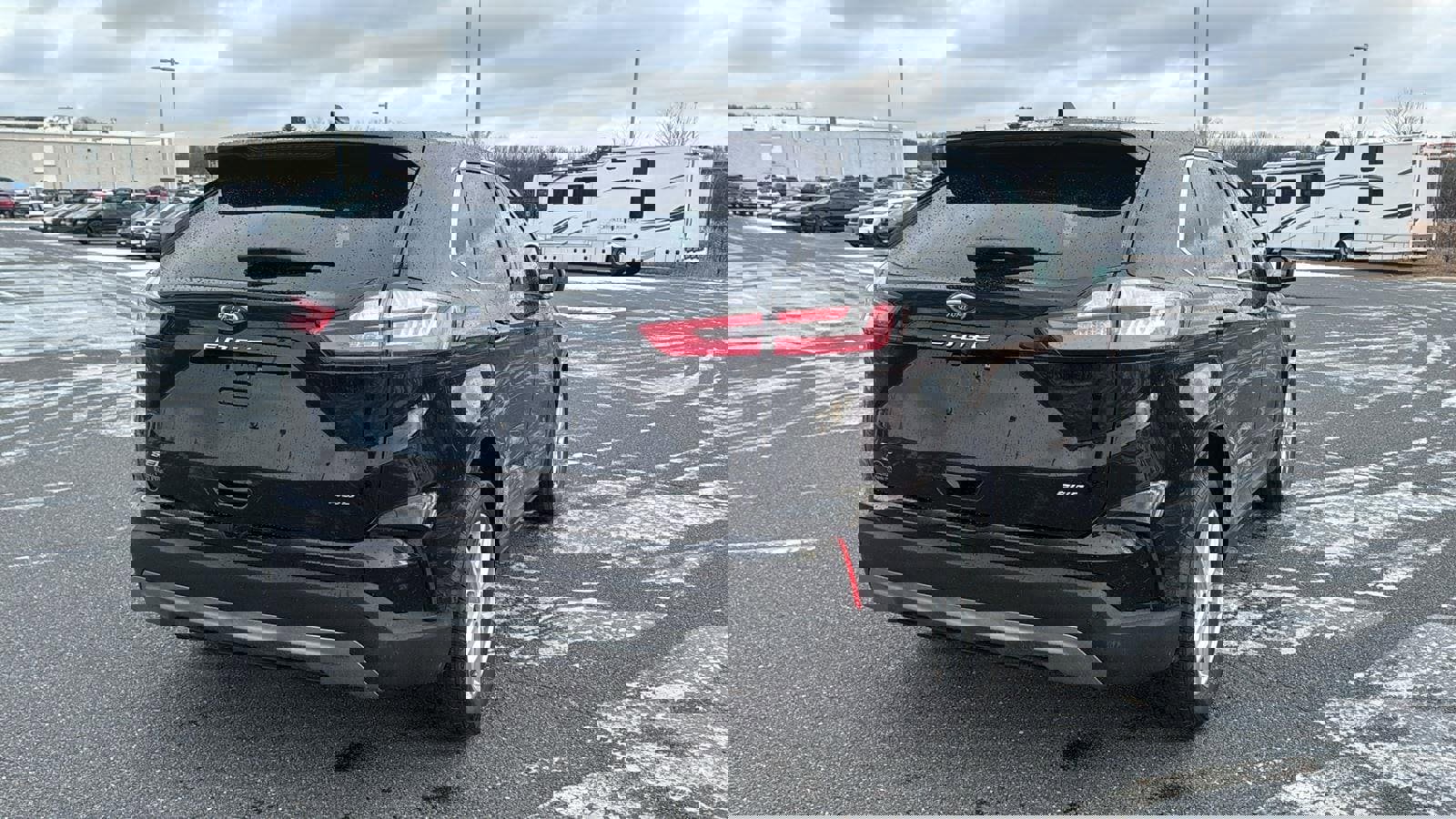 Used 2023 Ford Edge SEL image 7