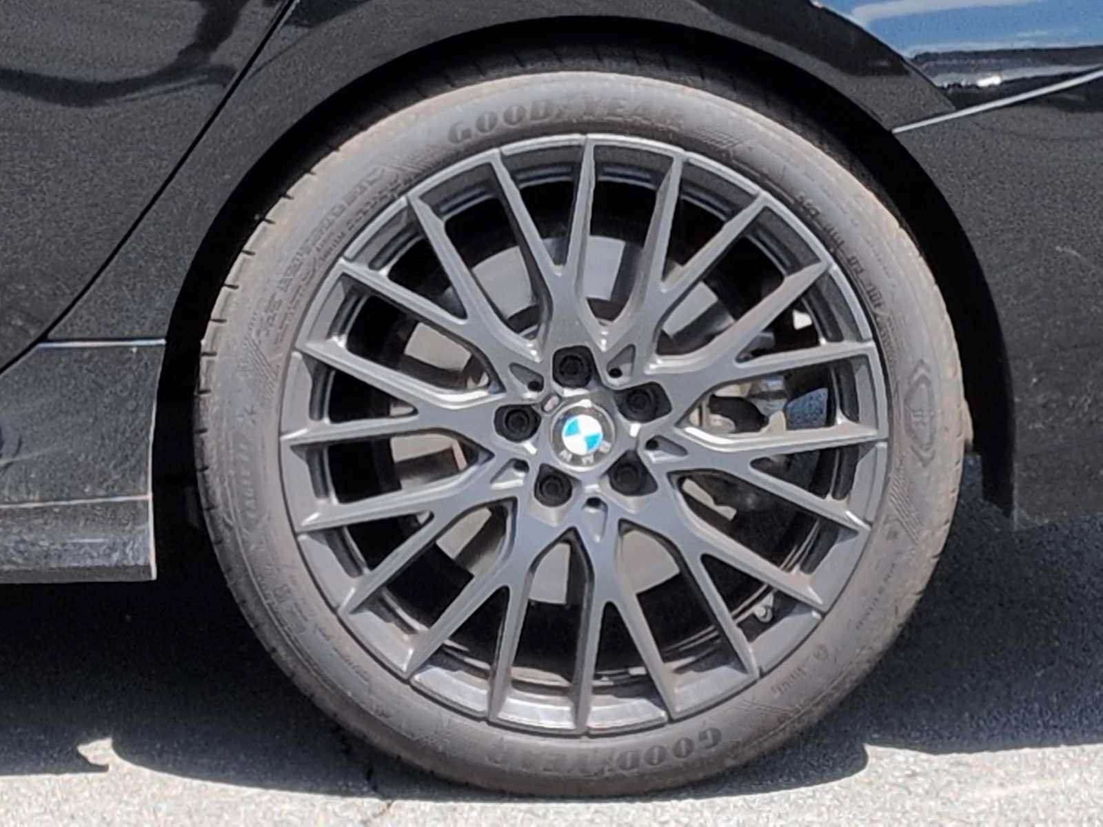 Used 2025 BMW M235i xDrive w/ M Performance Package AWD/4WD image 14
