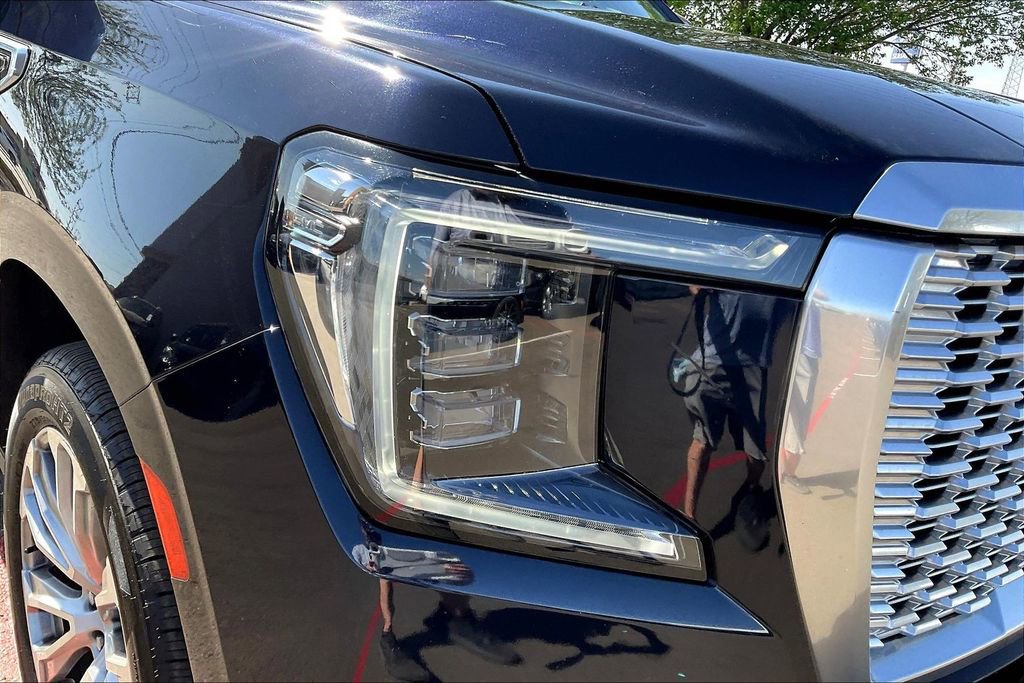Used 2023 GMC Yukon Denali AWD/4WD image 31