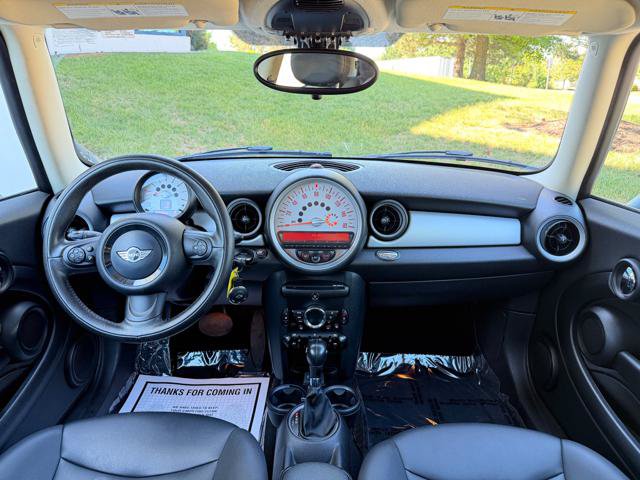 Used 2013 MINI Cooper Hardtop FWD image 9