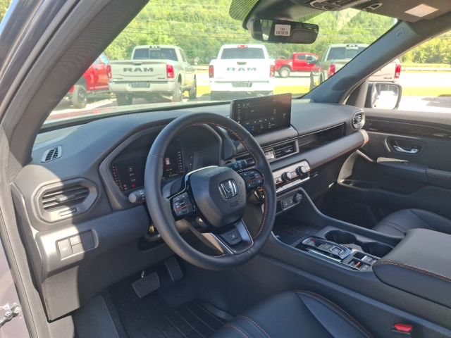 New 2026 Honda Pilot TrailSport image 13