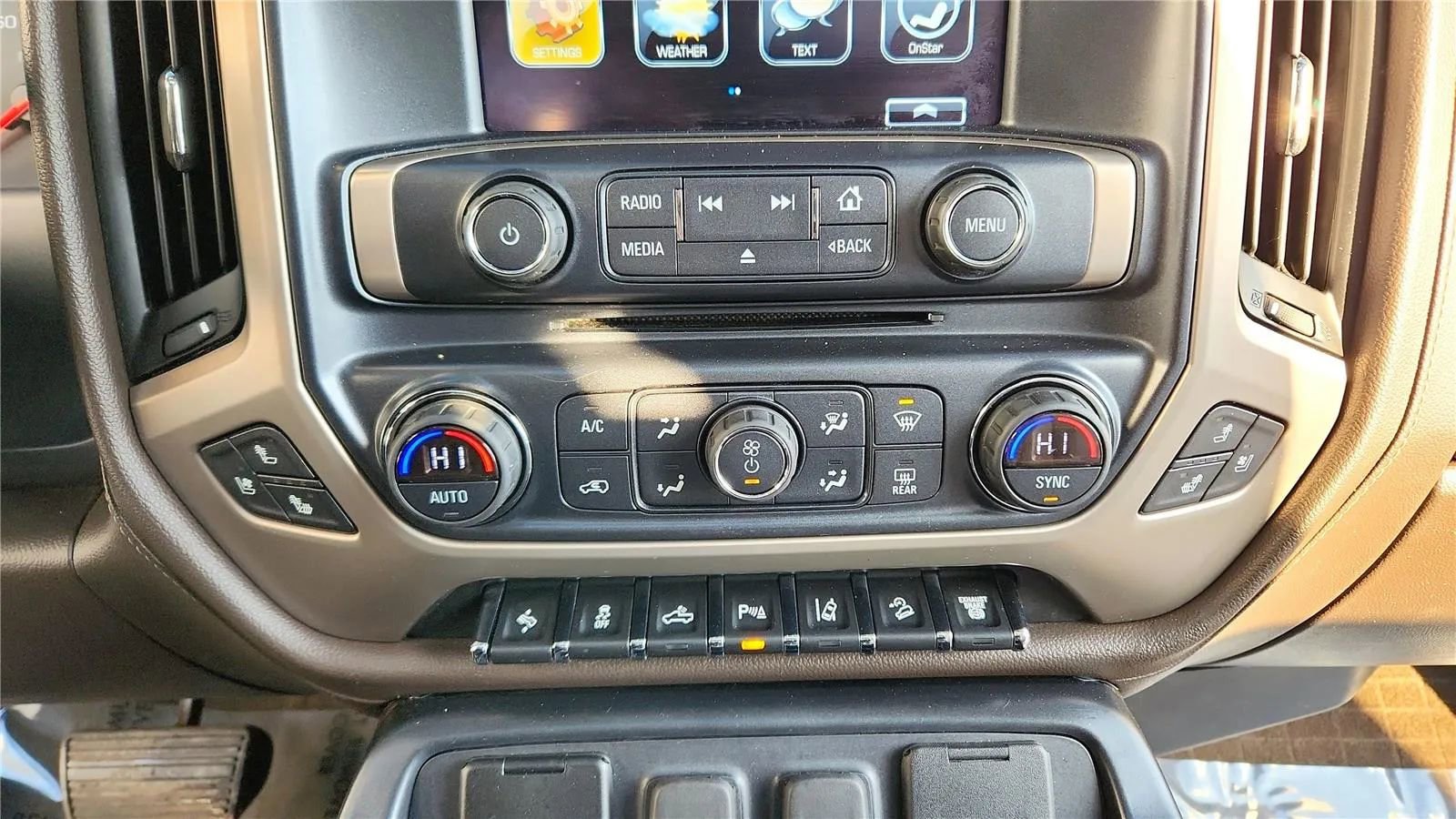 Used 2018 GMC Sierra 3500 Denali w/ Duramax Plus Package image 13