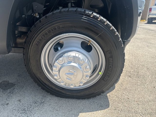 New 2025 RAM 5500 Tradesman image 13
