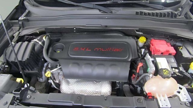 Used 2021 Jeep Renegade Latitude image 17