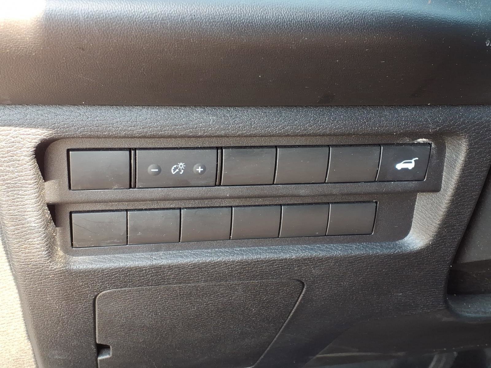 Used 2024 Mitsubishi Outlander SE image 6