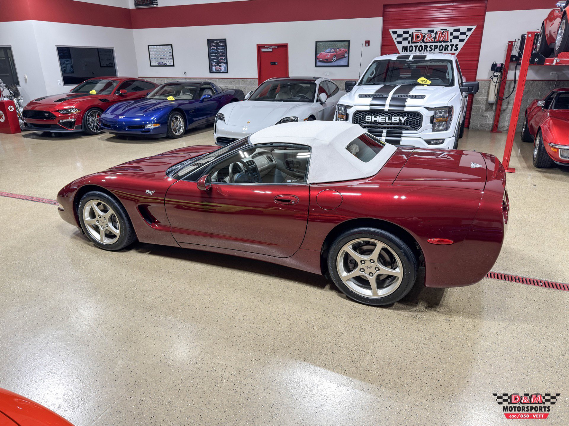 Used 2003 Chevrolet Corvette 50TH Anniversary Convertible w/ Preferred Equipment Group1 image 38