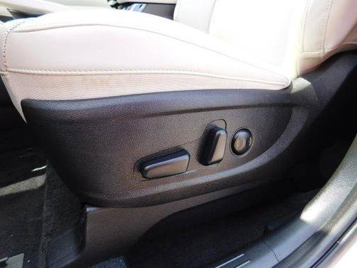 Used 2023 Kia Telluride S w/ S Sunroof Package AWD/4WD image 18