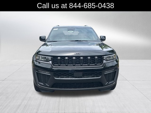 New 2026 Jeep Grand Cherokee Limited w/ Limited Altitude Package AWD/4WD image 2