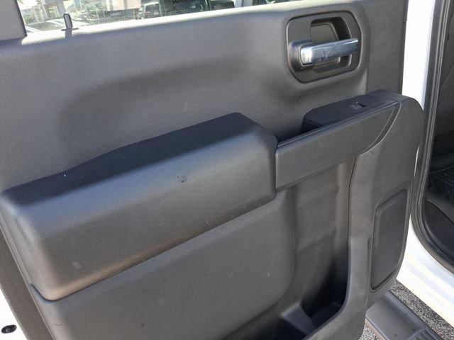 Used 2022 Chevrolet Silverado 2500 Custom w/ Custom Convenience Package AWD/4WD image 9