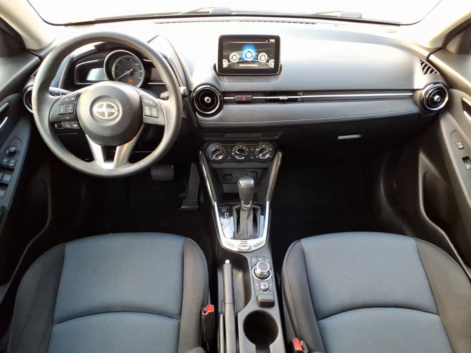 Used 2016 Scion iA FWD image 10