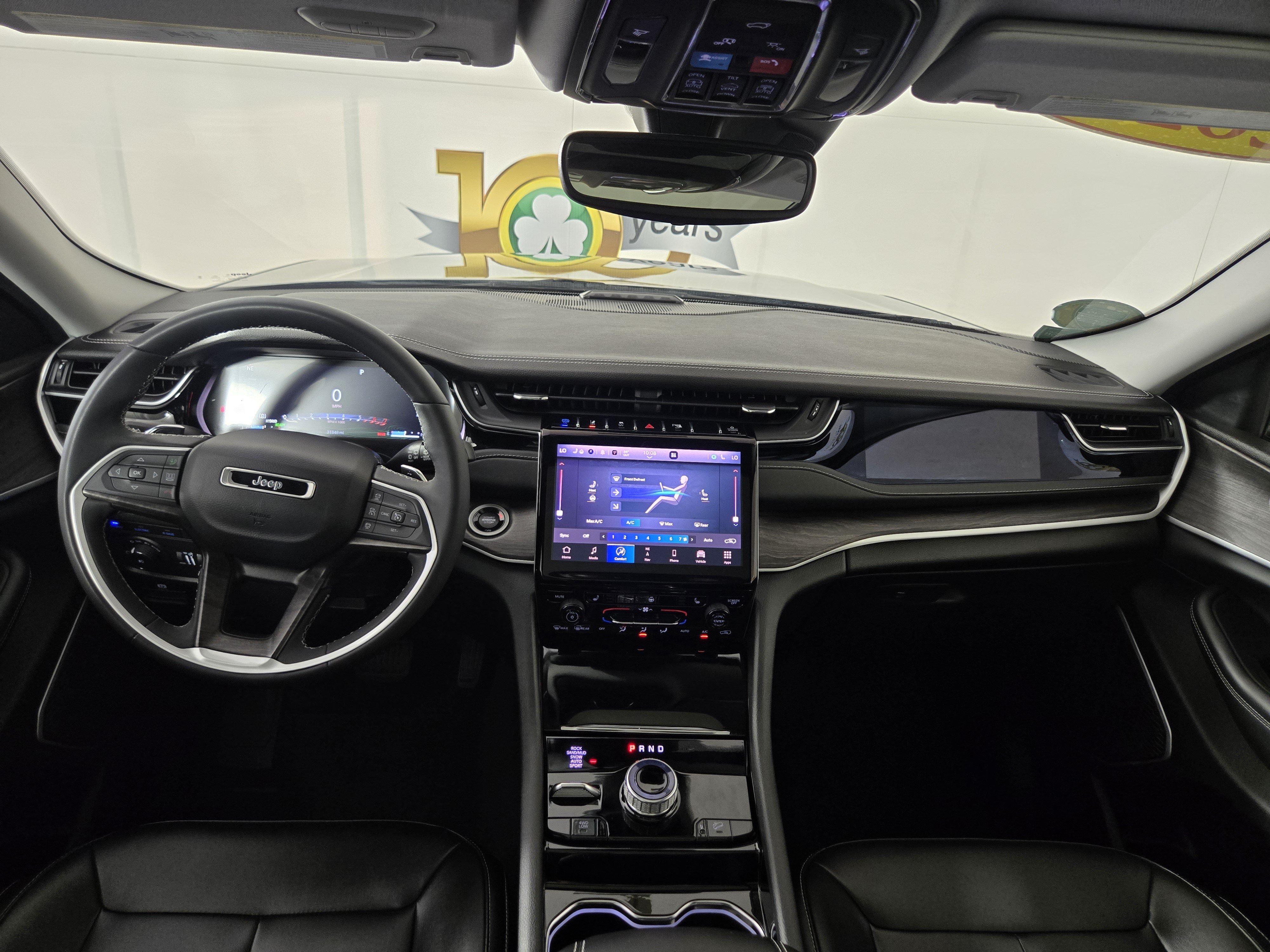 Used 2023 Jeep Grand Cherokee 4WD 4xe image 12