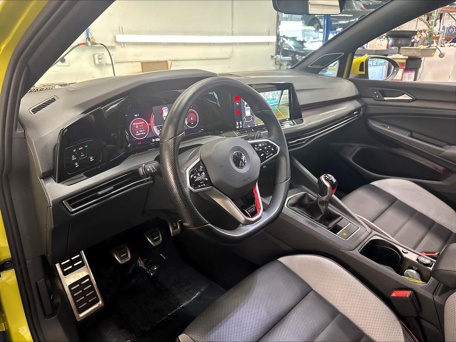 Used 2022 Volkswagen GTI Autobahn FWD image 20