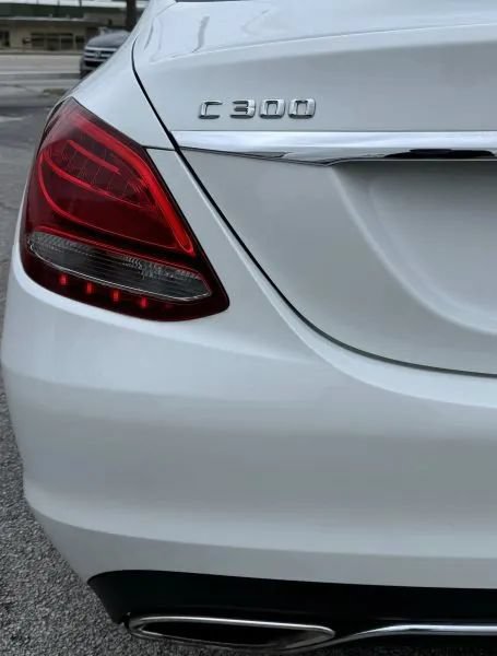 Used 2015 Mercedes-Benz C 300 4MATIC Sedan image 11
