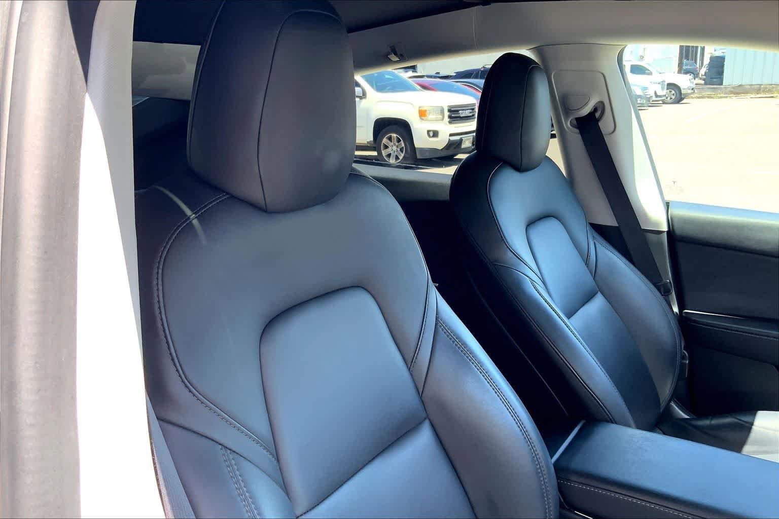Used 2021 Tesla Model Y Long Range image 14