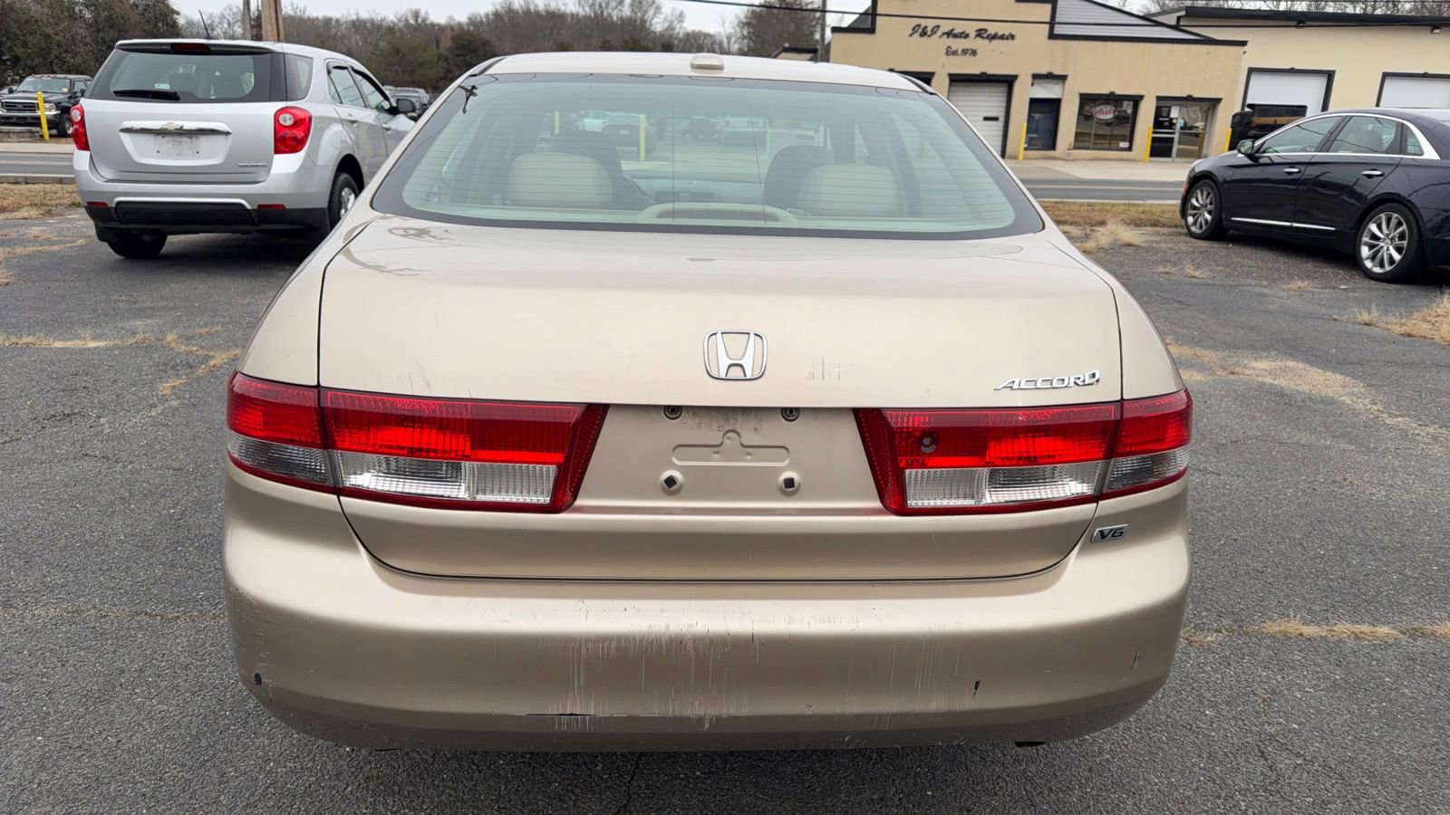 Used 2004 Honda Accord EX image 8