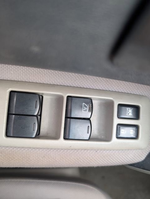Used 2013 Nissan Rogue S w/ Special Edition Pkg FWD image 28
