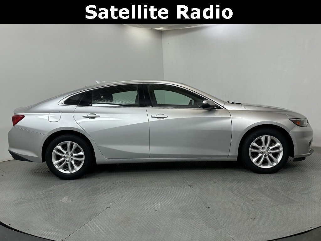 Used 2018 Chevrolet Malibu LT image 8