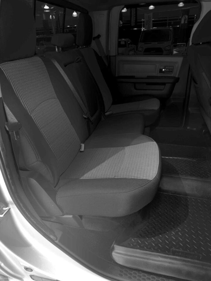 Used 2012 RAM 3500 Big Horn image 36