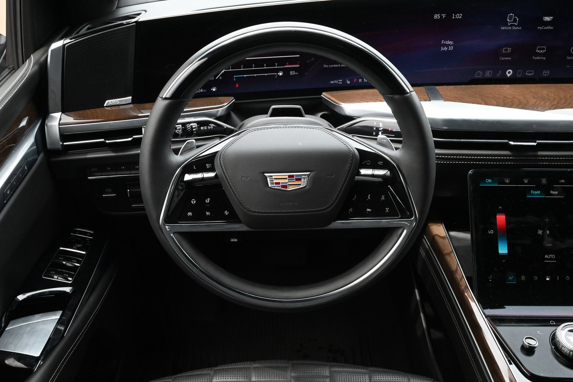 Certified 2026 Cadillac Escalade ESV Platinum Sport w/ LPO, ONYX Package AWD/4WD image 11