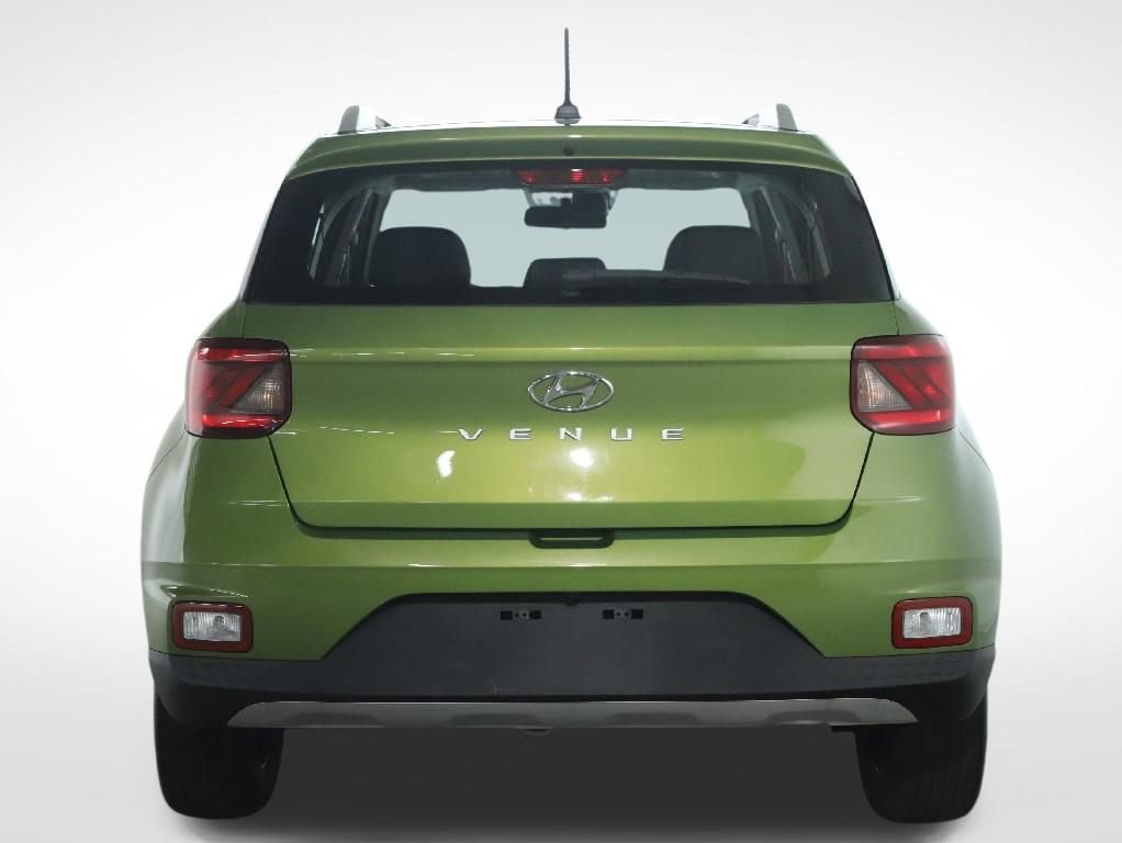 Used 2023 Hyundai Venue SEL FWD image 46