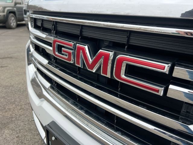 Used 2022 GMC Acadia SLT w/ Preferred Package image 32
