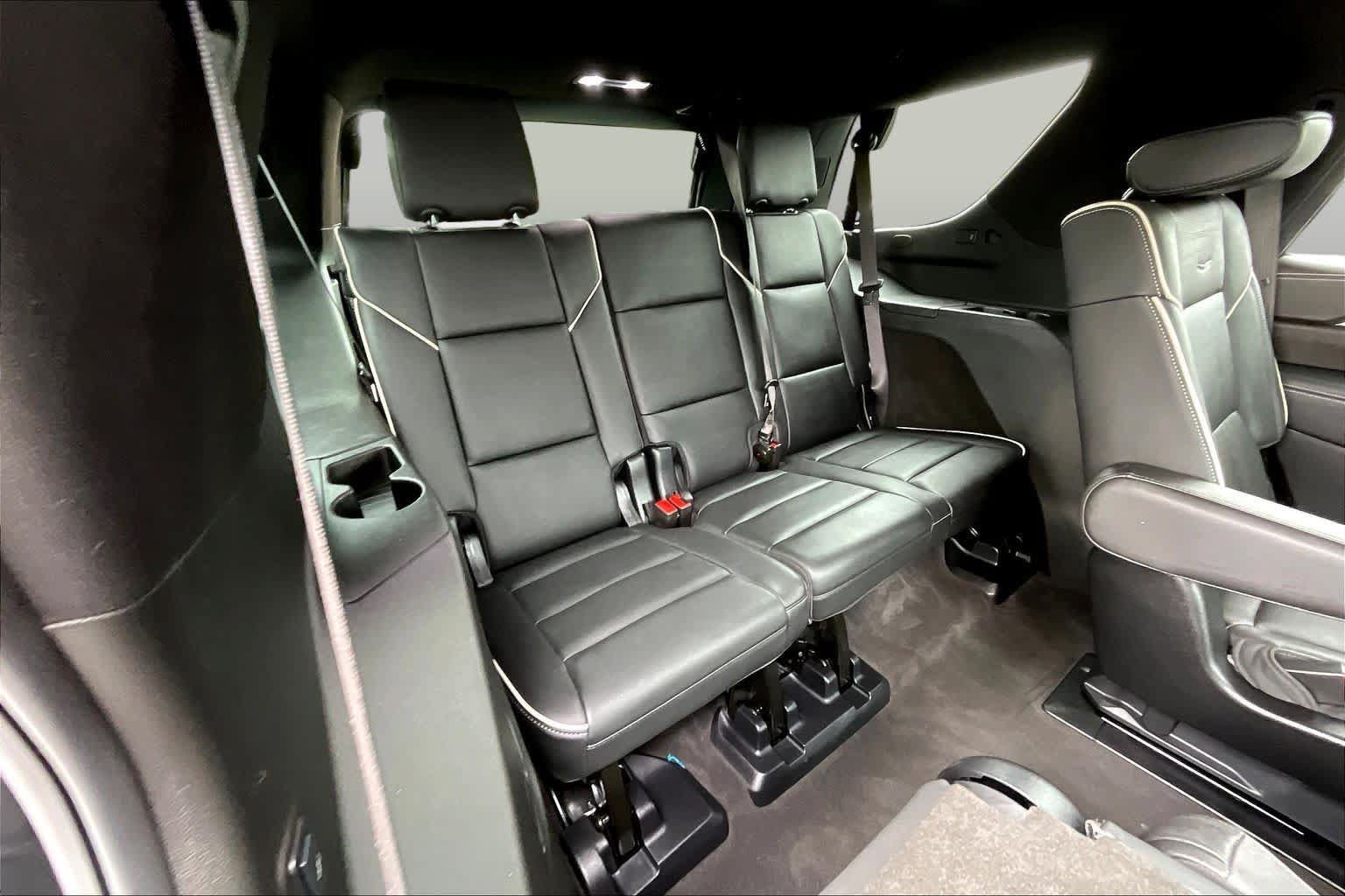 Used 2025 Cadillac Escalade Sport AWD/4WD image 22