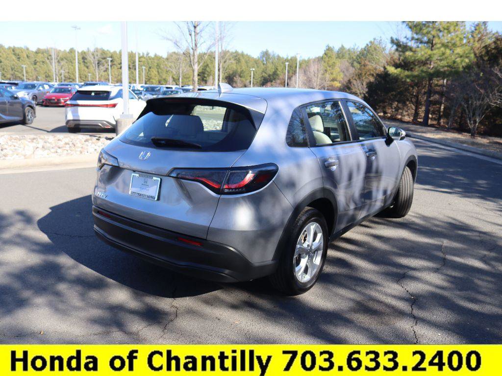 Certified 2023 Honda HR-V LX image 7