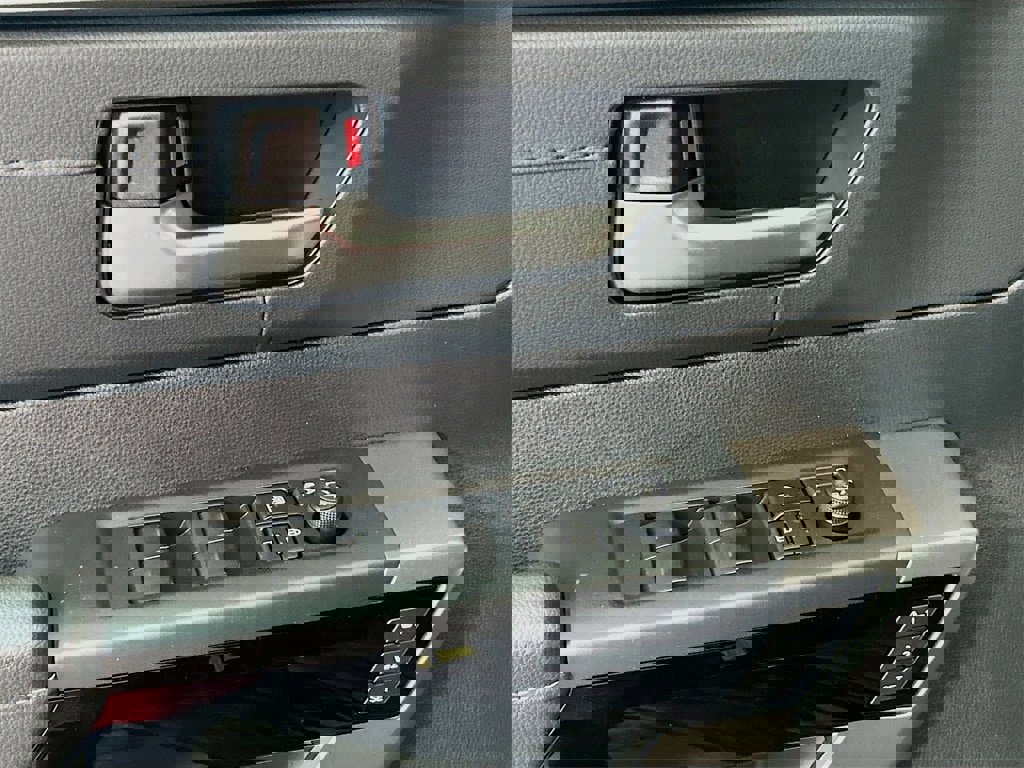 New 2026 Toyota Tundra Limited image 18