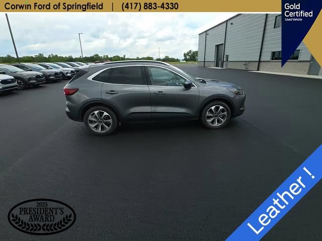 Used 2025 Ford Escape Platinum AWD/4WD image 5