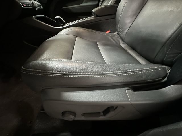 Used 2025 Volvo XC40 B5 Core w/ Protection Package Premier image 18
