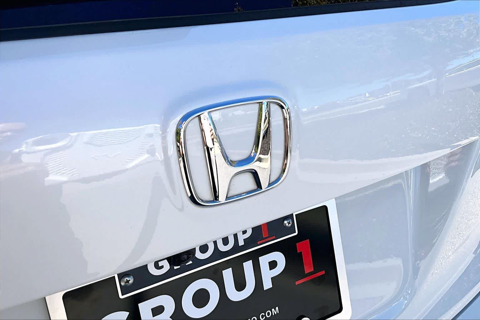 Used 2022 Honda Pilot Touring image 9
