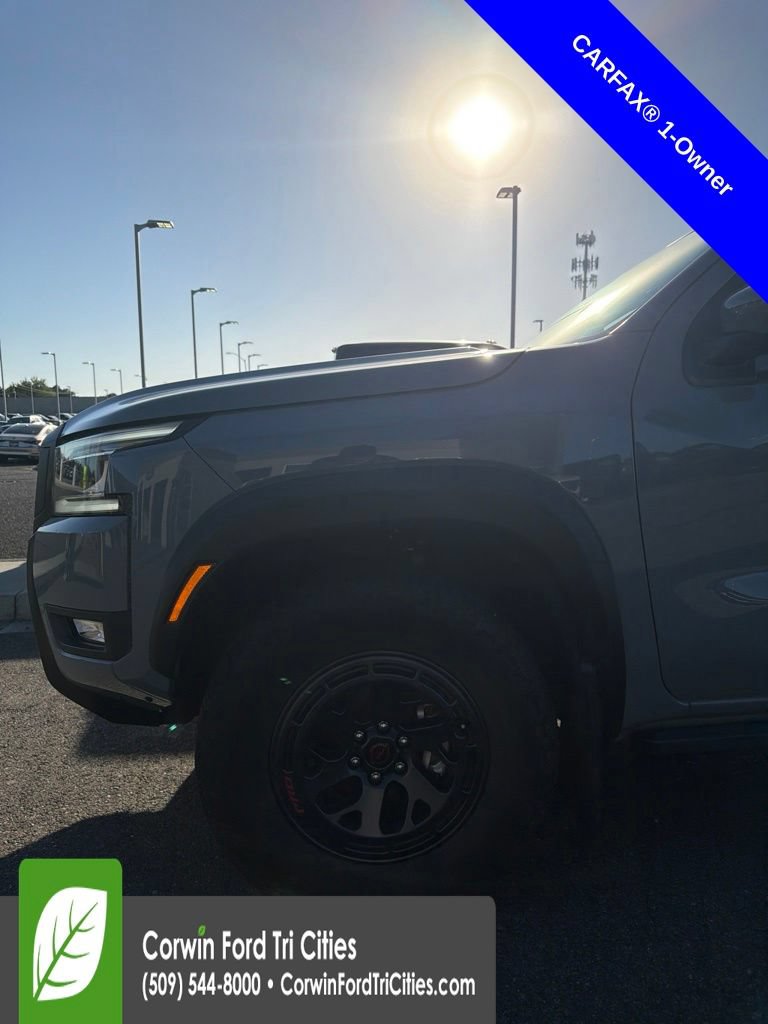 Used 2025 Nissan Frontier PRO-4X AWD/4WD image 13