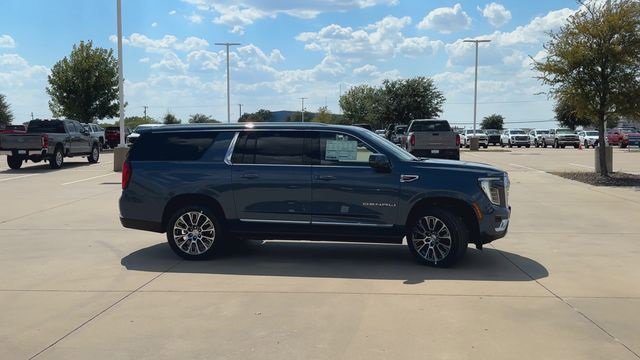 New 2026 GMC Yukon XL Denali image 9