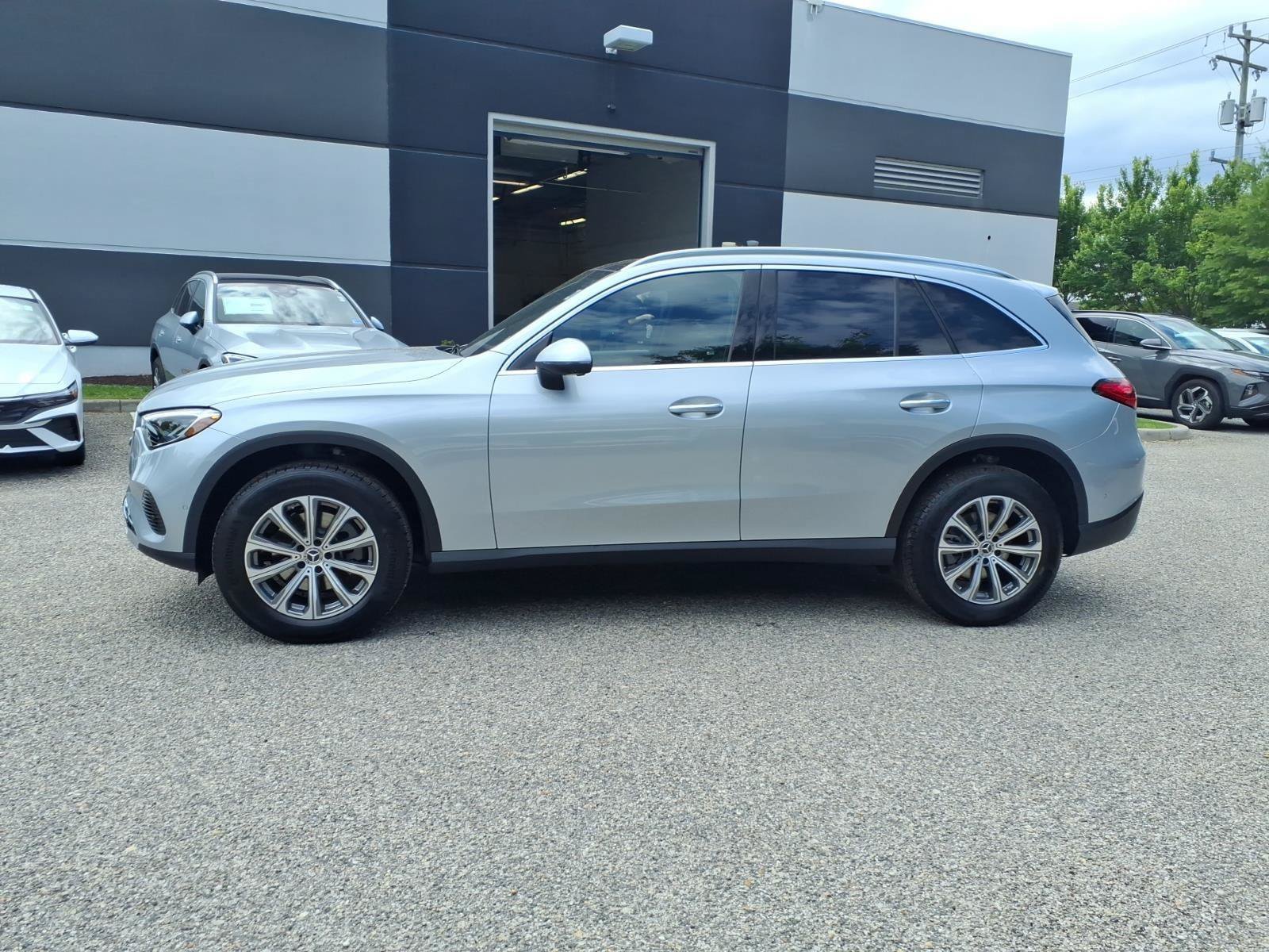 New 2026 Mercedes-Benz GLC 300 4MATIC image 11