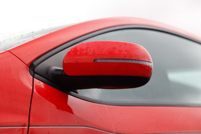 Used 2011 Kia Forte Koup SX FWD image 37