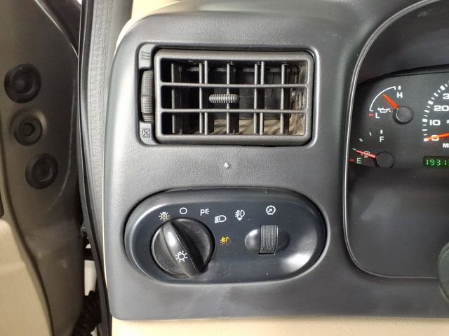 Used 2005 Ford Excursion Limited image 25