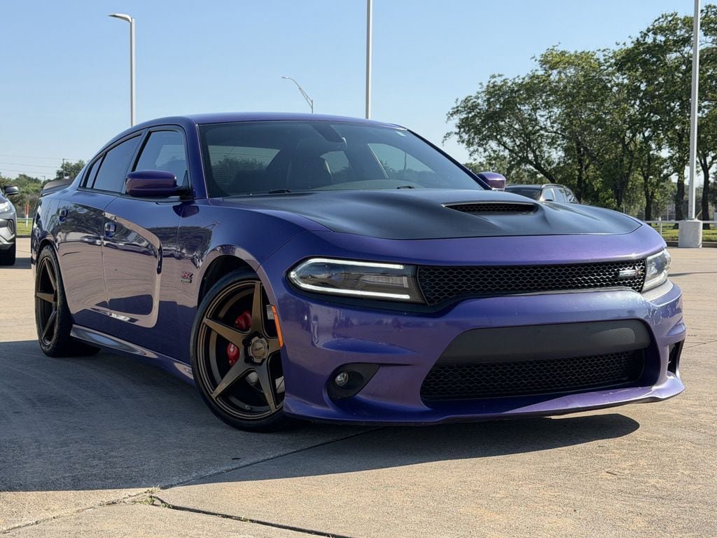 Used 2016 Dodge Charger R/T Scat Pack w/ Beats Audio Group RWD image 2