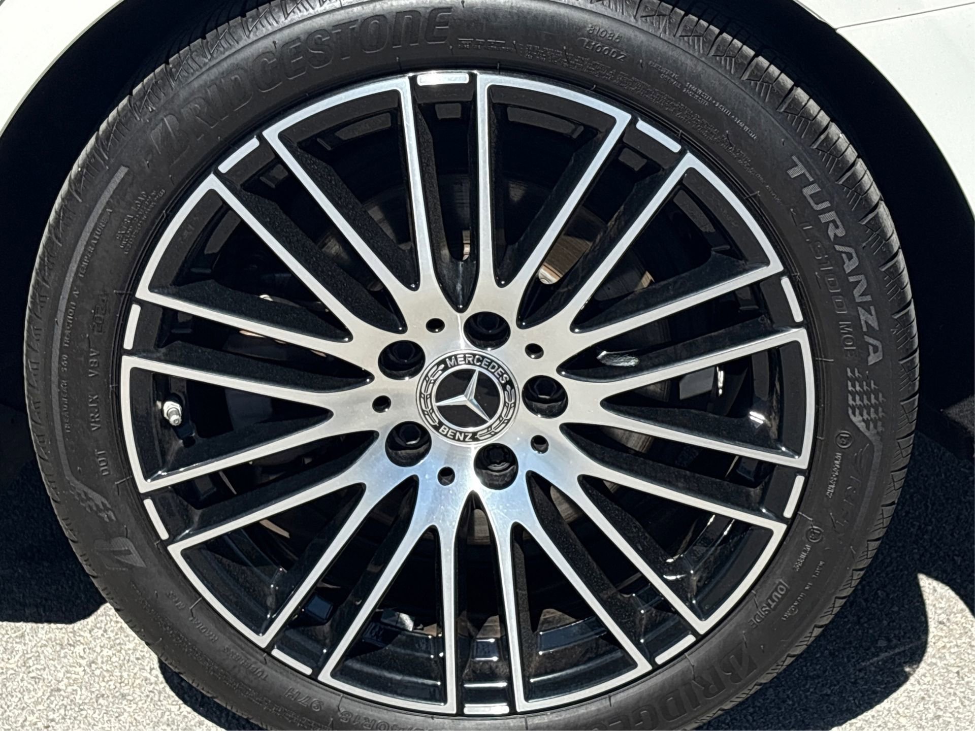 Used 2022 Mercedes-Benz C 300 Sedan image 12