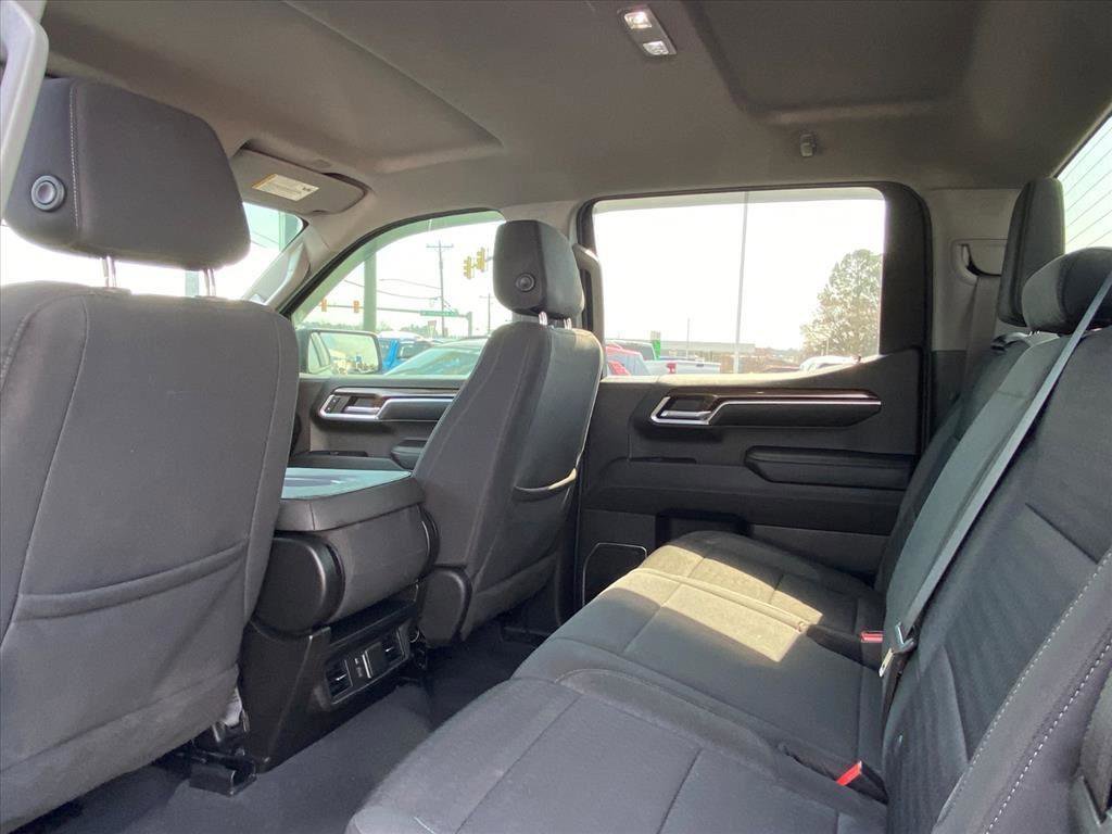 Used 2023 Chevrolet Silverado 1500 RST w/ Z71 Off-Road Package image 23