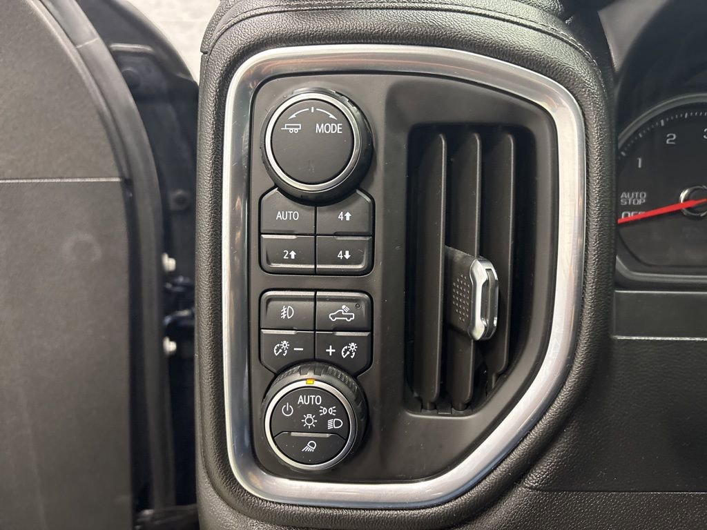 Used 2021 Chevrolet Silverado 1500 High Country image 28