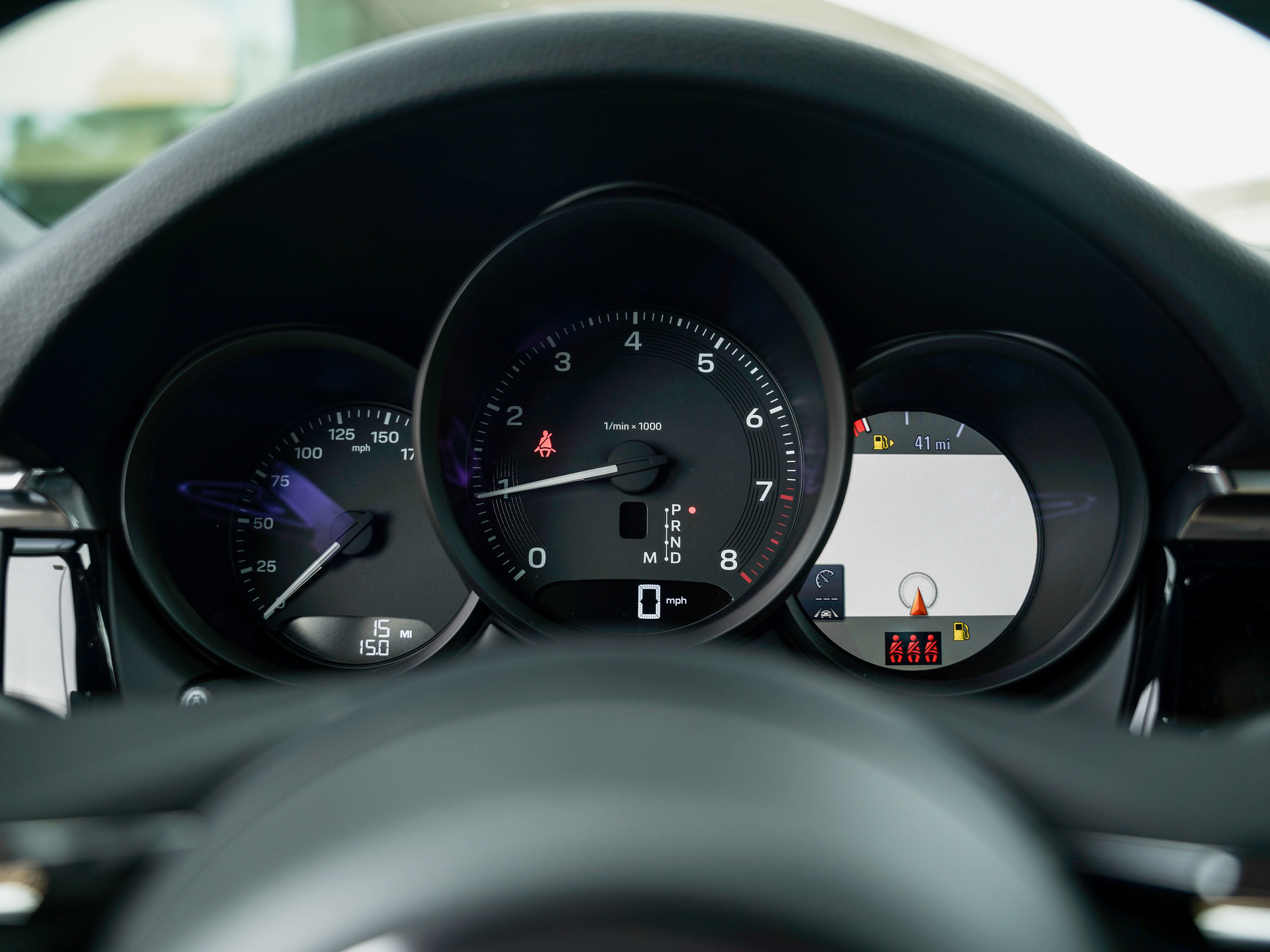 Certified 2025 Porsche Macan image 19