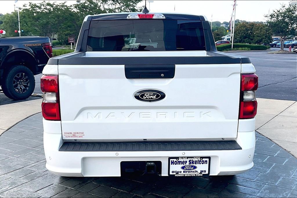 New 2025 Ford Maverick Lobo image 4