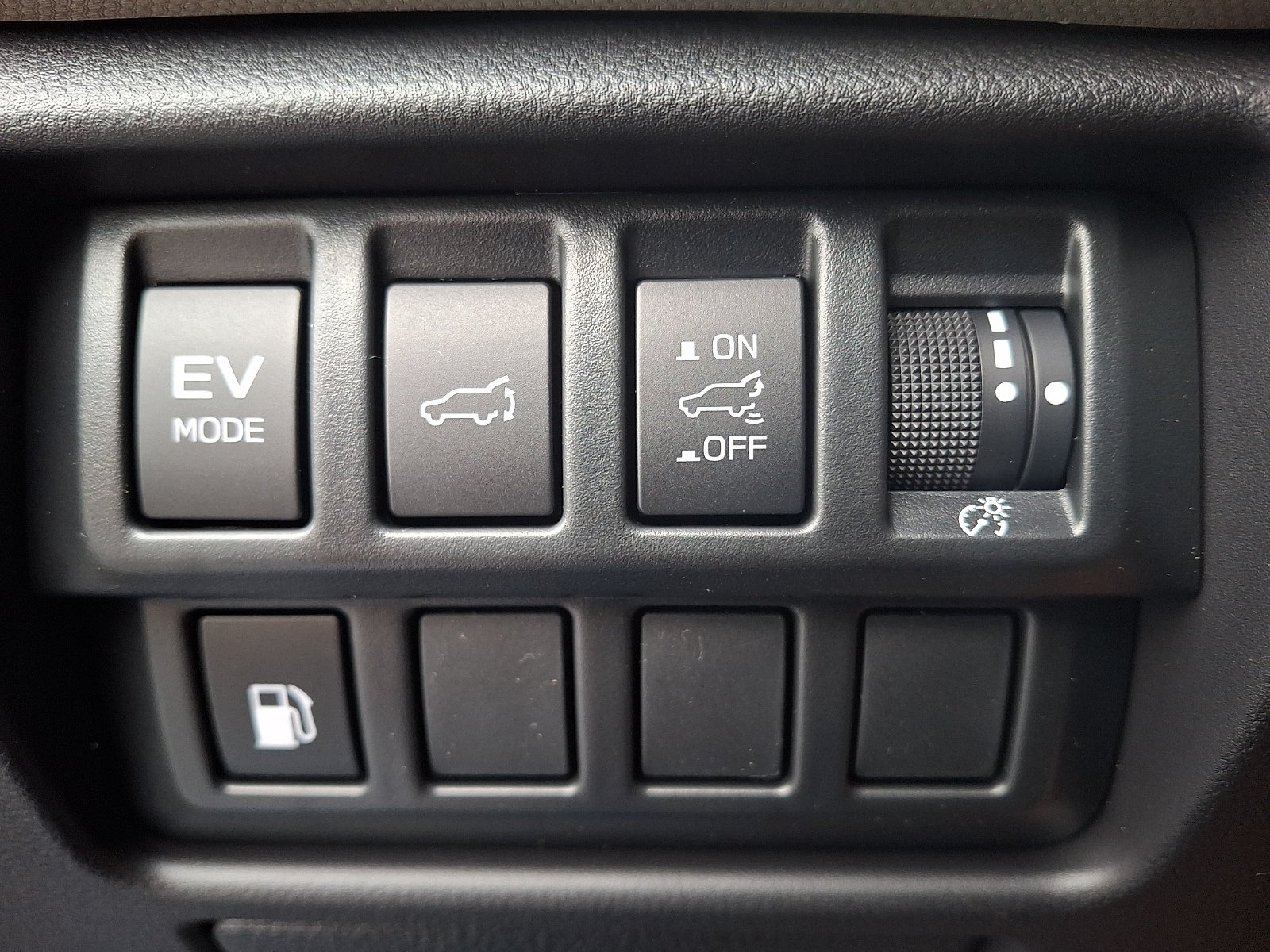 New 2026 Subaru Forester Premium AWD/4WD image 18