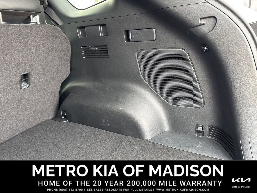Used 2025 Kia Sportage X-Pro Prestige image 31