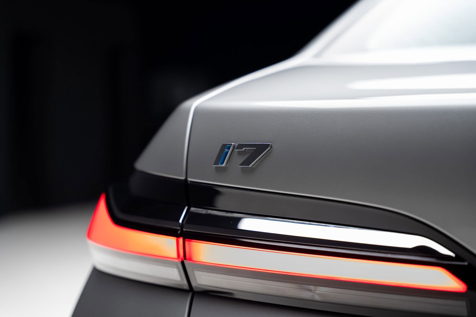 Used 2024 BMW i7 eDrive50 RWD image 31