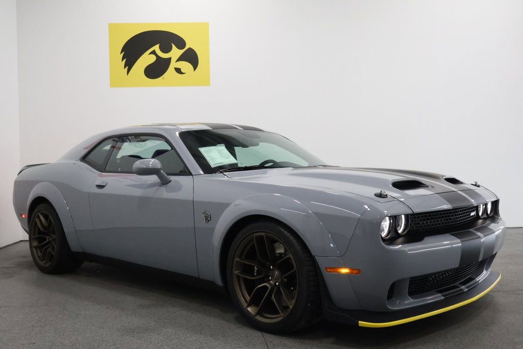 Used 2022 Dodge Challenger SRT Hellcat image 6
