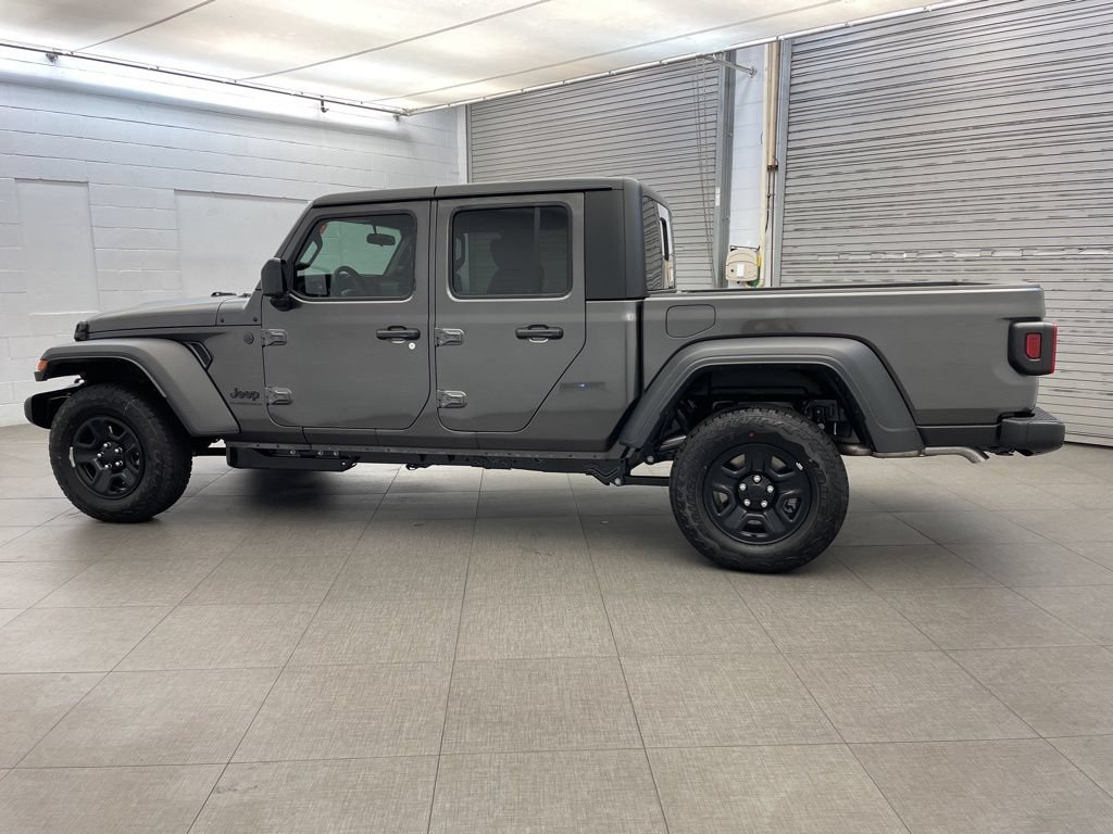 New 2026 Jeep Gladiator Sport AWD/4WD image 5
