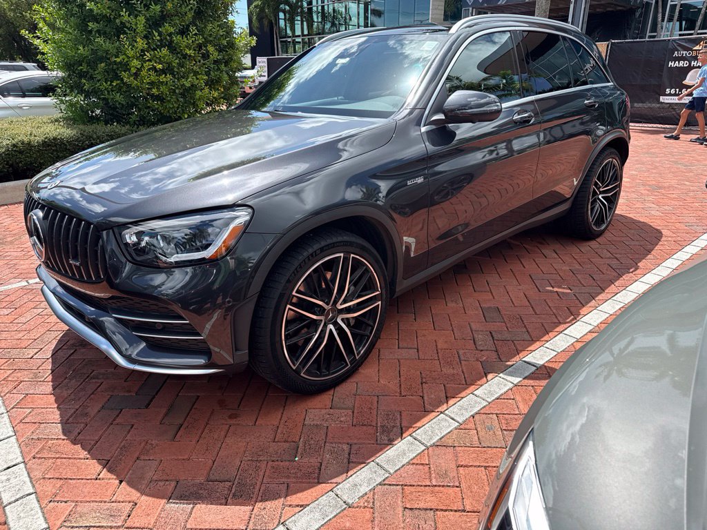 Certified 2022 Mercedes-Benz GLC 43 AMG 4MATIC image 2