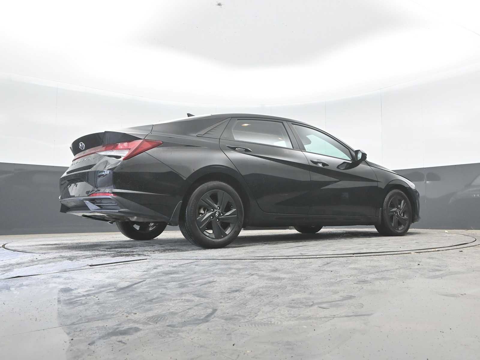 Used 2023 Hyundai Elantra SEL FWD image 49